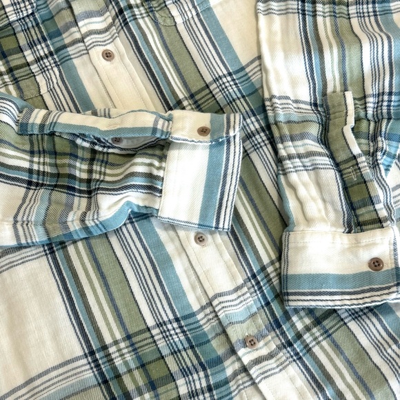 Outerknown Slow Down Shirt - UNIQUE Double Gauze fabric - Men’s Medium - Picture 3 of 7